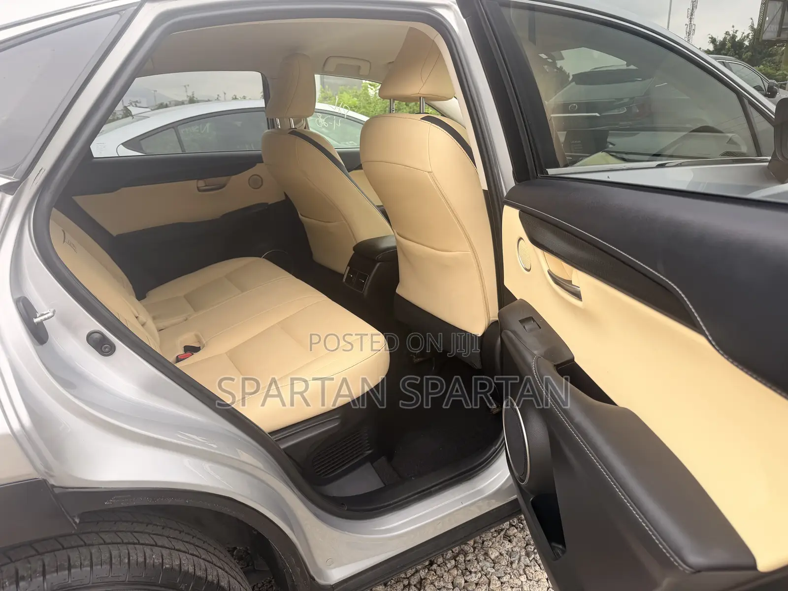 Lexus NX 2015 Silver