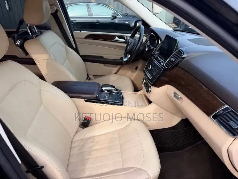 Mercedes-Benz GLE-Class 2017 Black