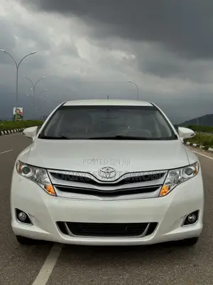 Toyota Venza XLE AWD 2013 White