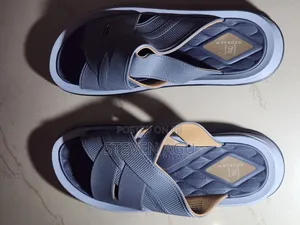 Original US Preowned George Men’s Crossband Slide Sandal