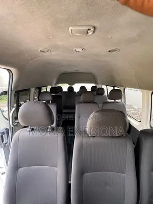 Toyota HiAce 2016 White
