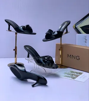 M N G Kitten Heel Mules - Black Red