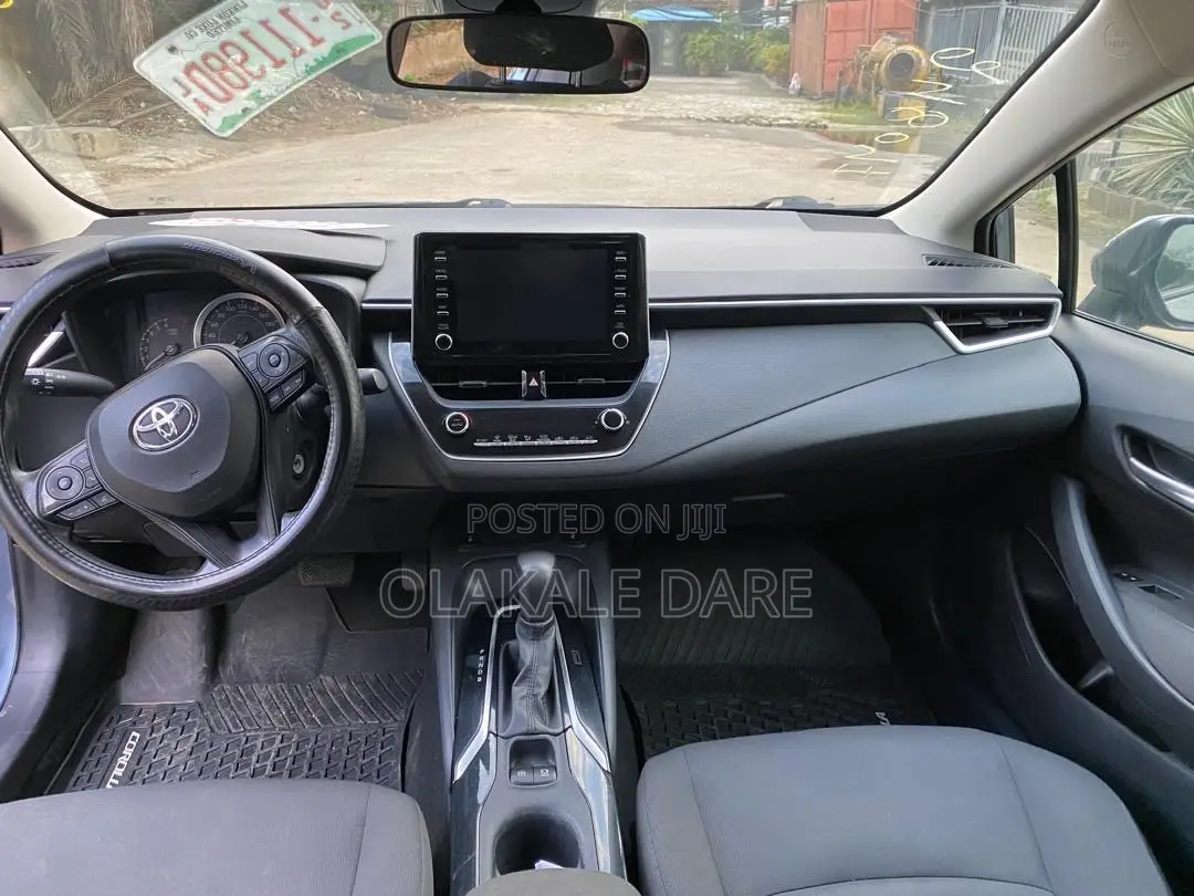 Toyota Corolla 2021 Blue