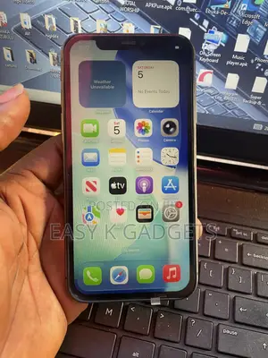 Apple iPhone 11 64 GB Black