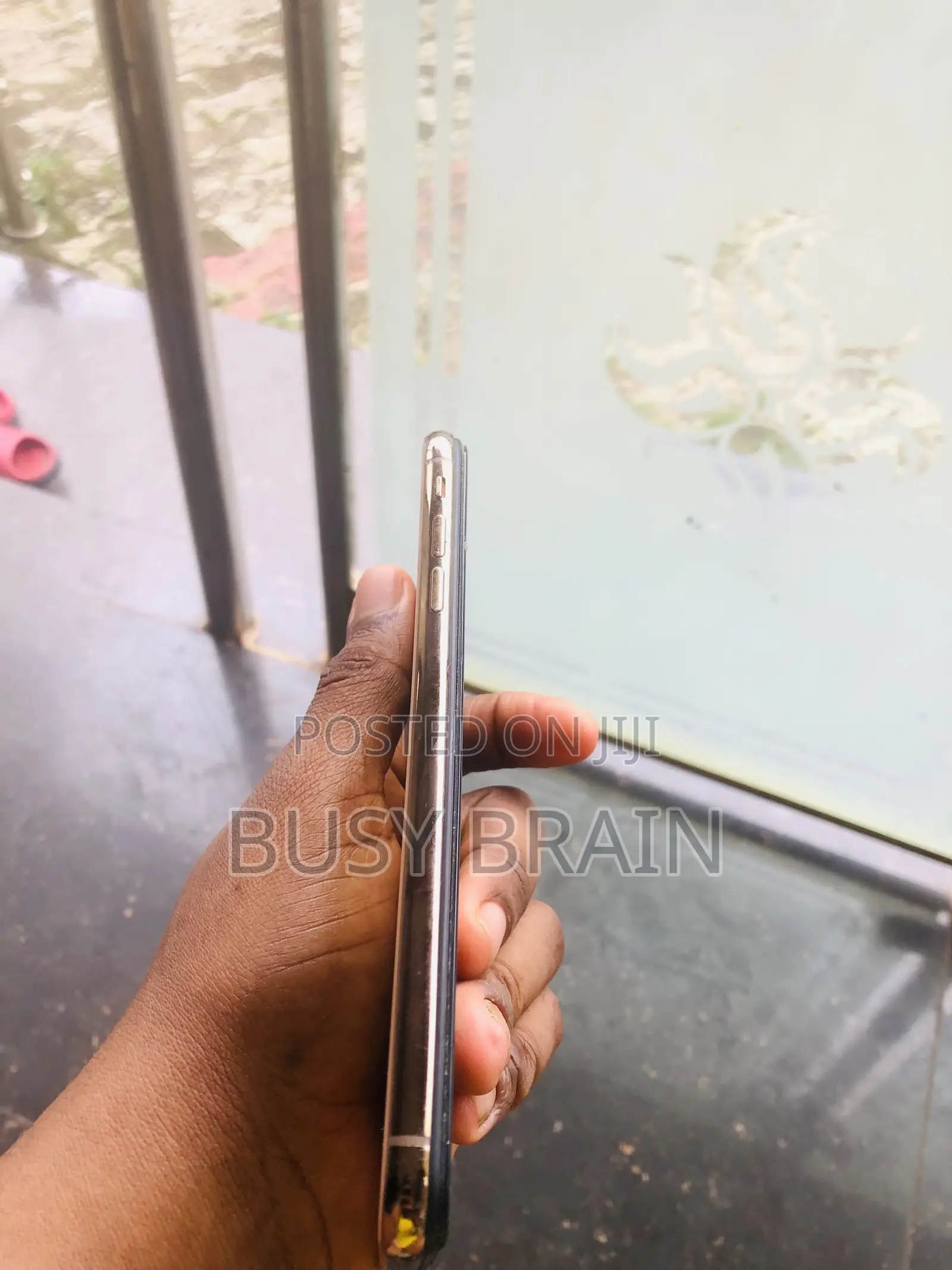 Apple iPhone XS Max 64 GB Gold