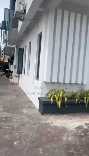 4bdrm Duplex in Buena Vista, VGC / Ajah for rent