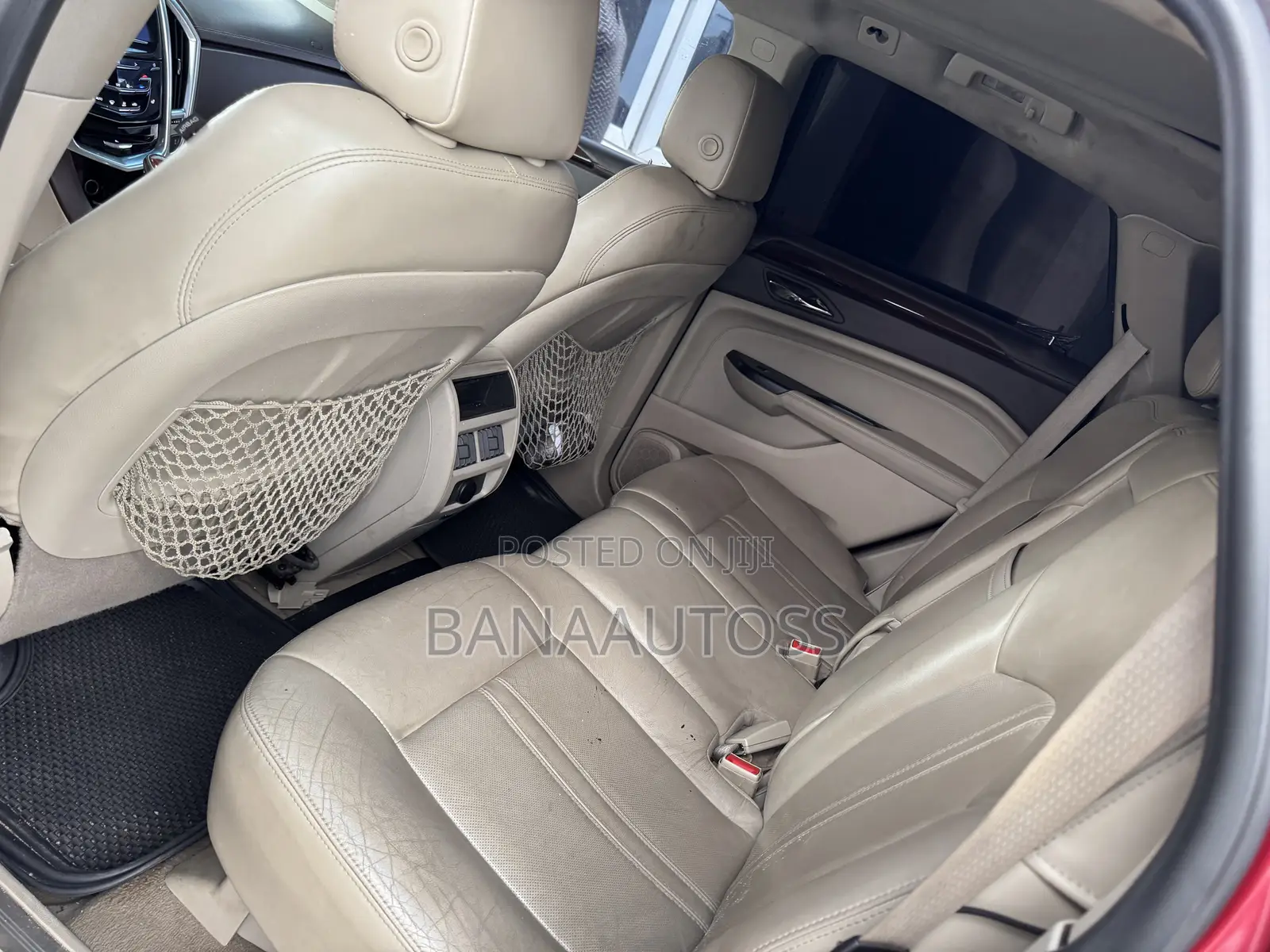 Cadillac SRX 2015 Red