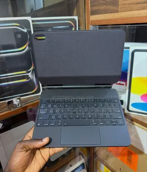 Omaybus Magic Keyboard