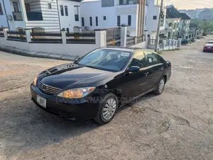 Toyota Camry LE 4dr Sedan (2.4L 4cyl 5A) 2005 Black