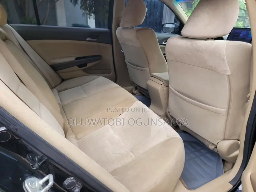 Honda Accord 2010 Black