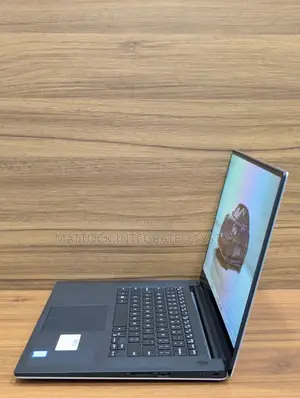 Laptop Dell XPS 15 7590 32GB Intel Core i7 SSD 1T
