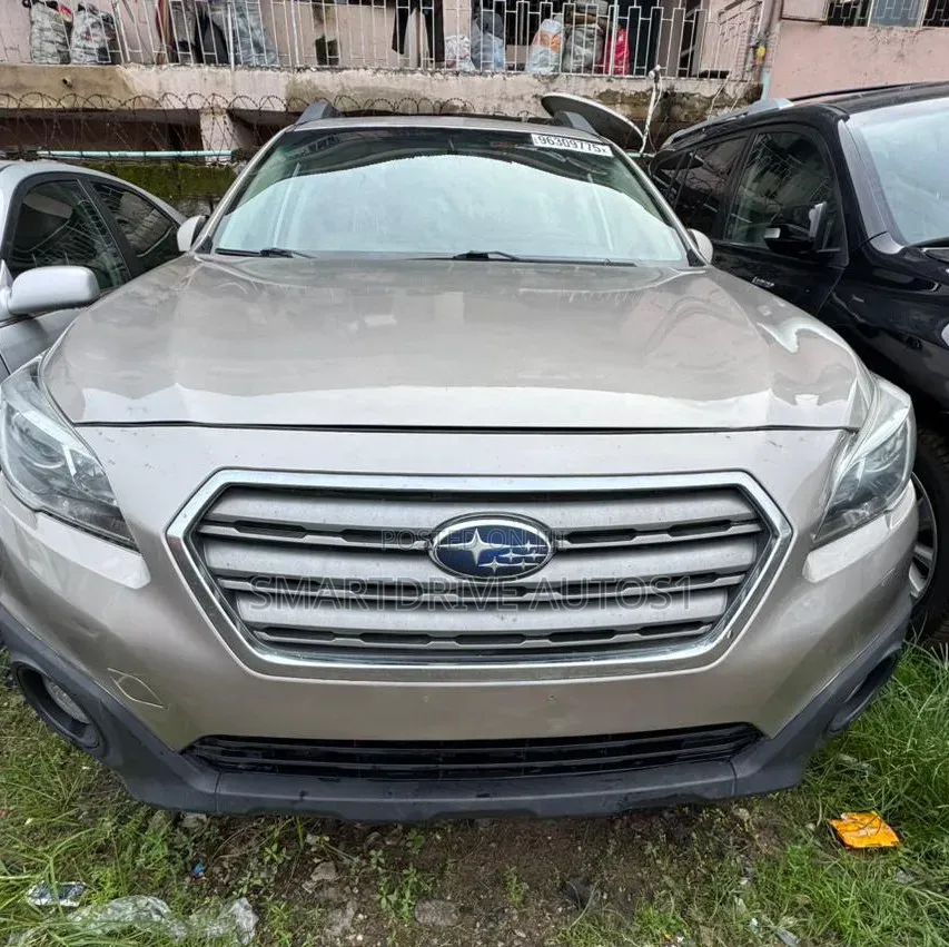 Subaru Outback 2016 Gold