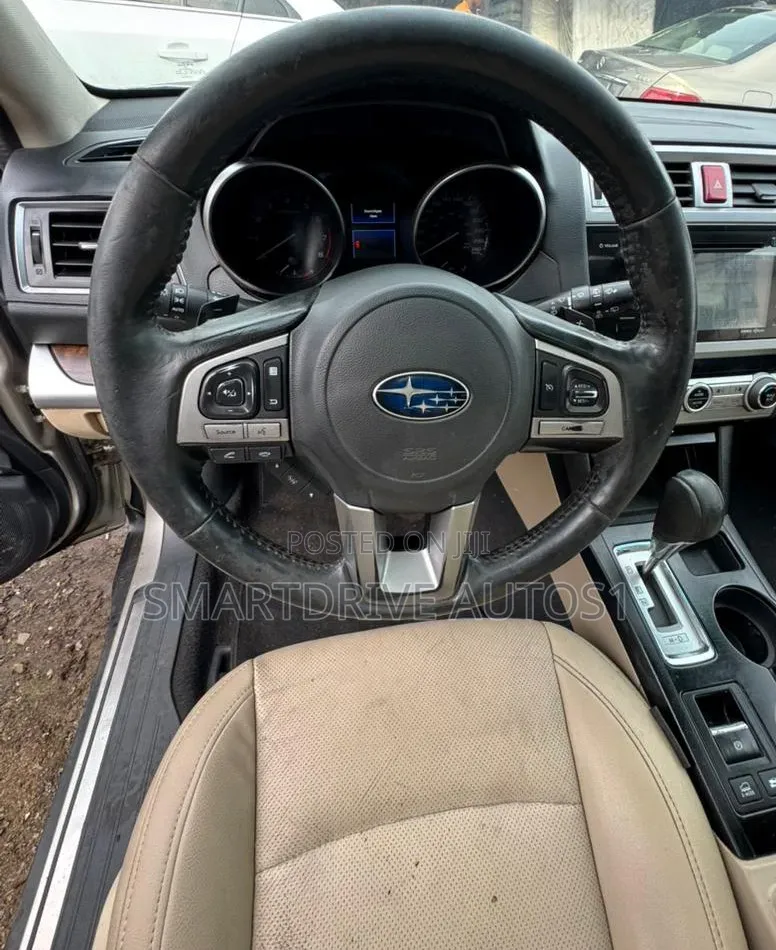 Subaru Outback 2016 Gold