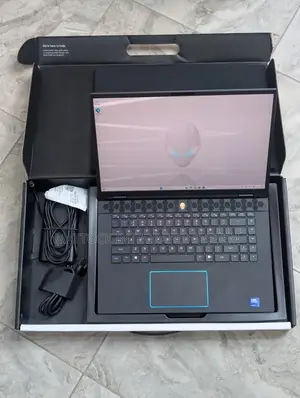 Laptop Dell 32GB Intel Core Ultra 9 SSD 1T