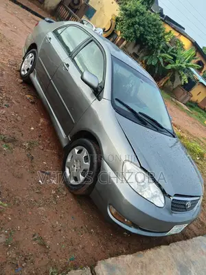 Toyota Corolla 2005 Gray