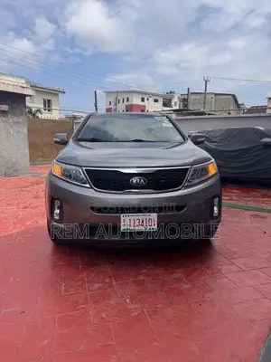 Kia Sorento Limited 4dr SUV (3.3L 6cyl 6A) 2015 Gray
