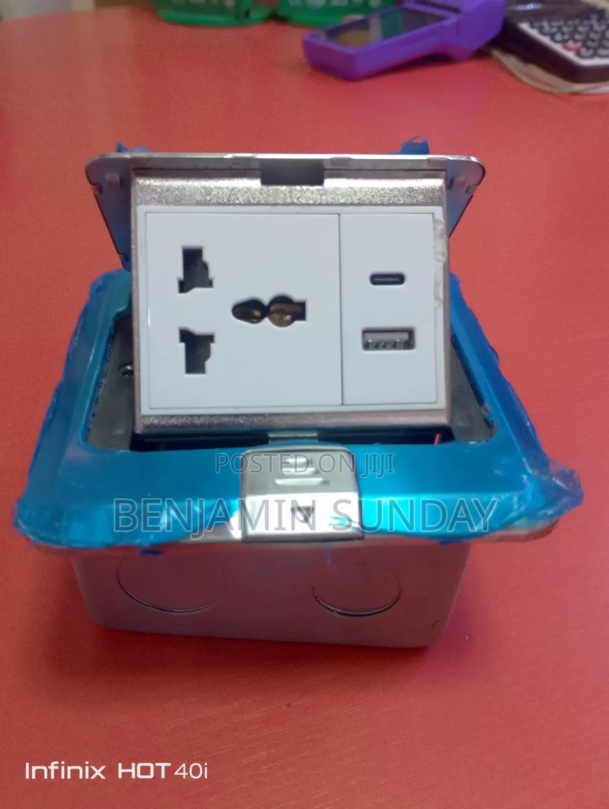 Floor Socket Pop Up
