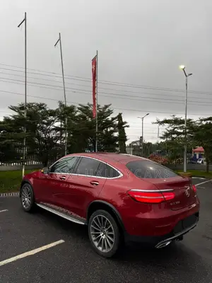 Mercedes-Benz GLC-Class 2017 Red