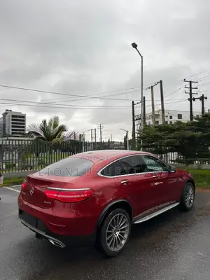 Mercedes-Benz GLC-Class 2017 Red