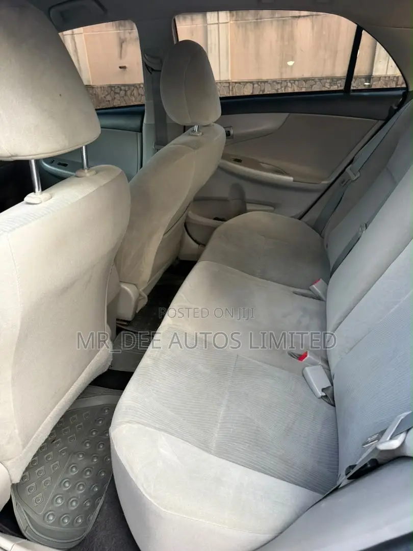 Toyota Corolla 2013 Blue