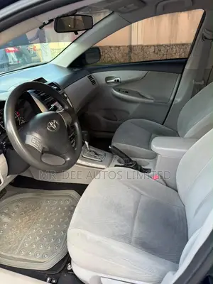 Toyota Corolla 2013 Blue