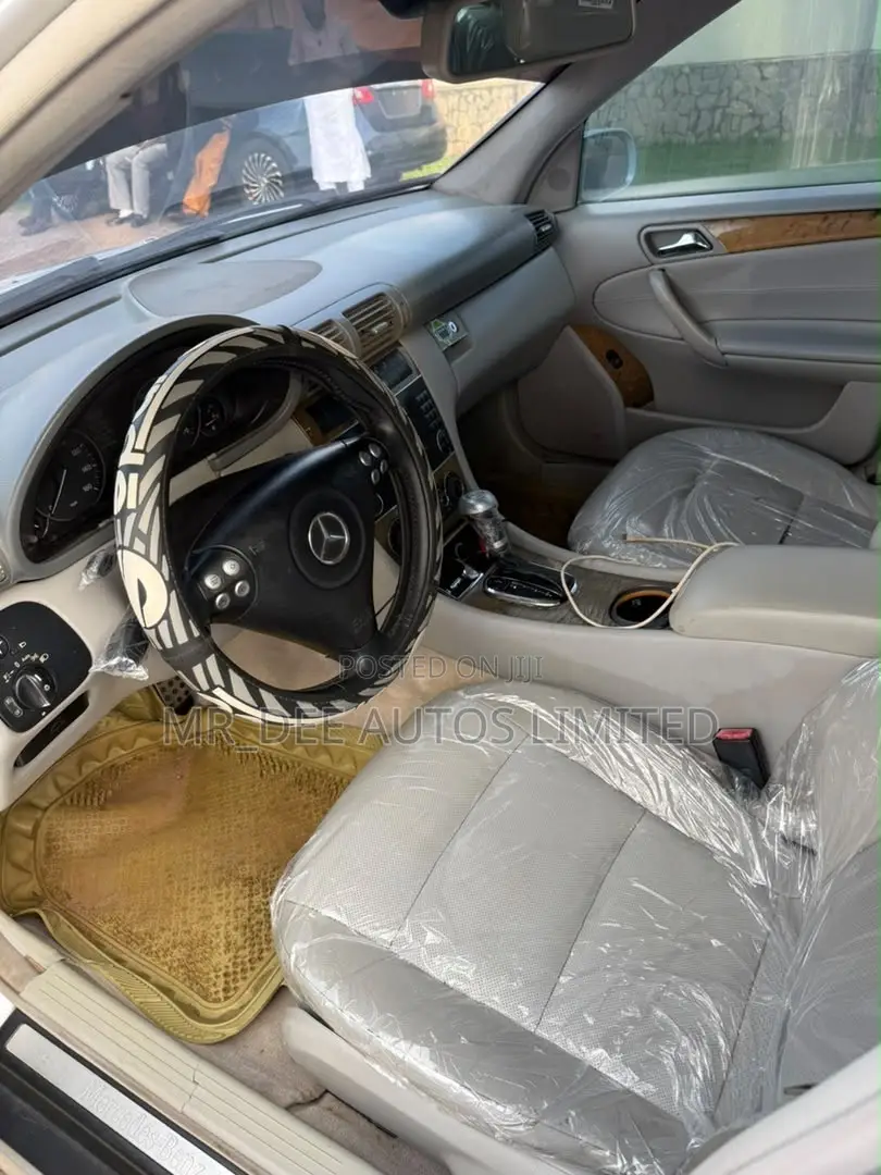 Mercedes-Benz C230 2007 Silver