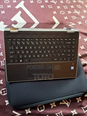 New Laptop HP Chromebook X360 8GB Intel Core i3 SSD 256GB