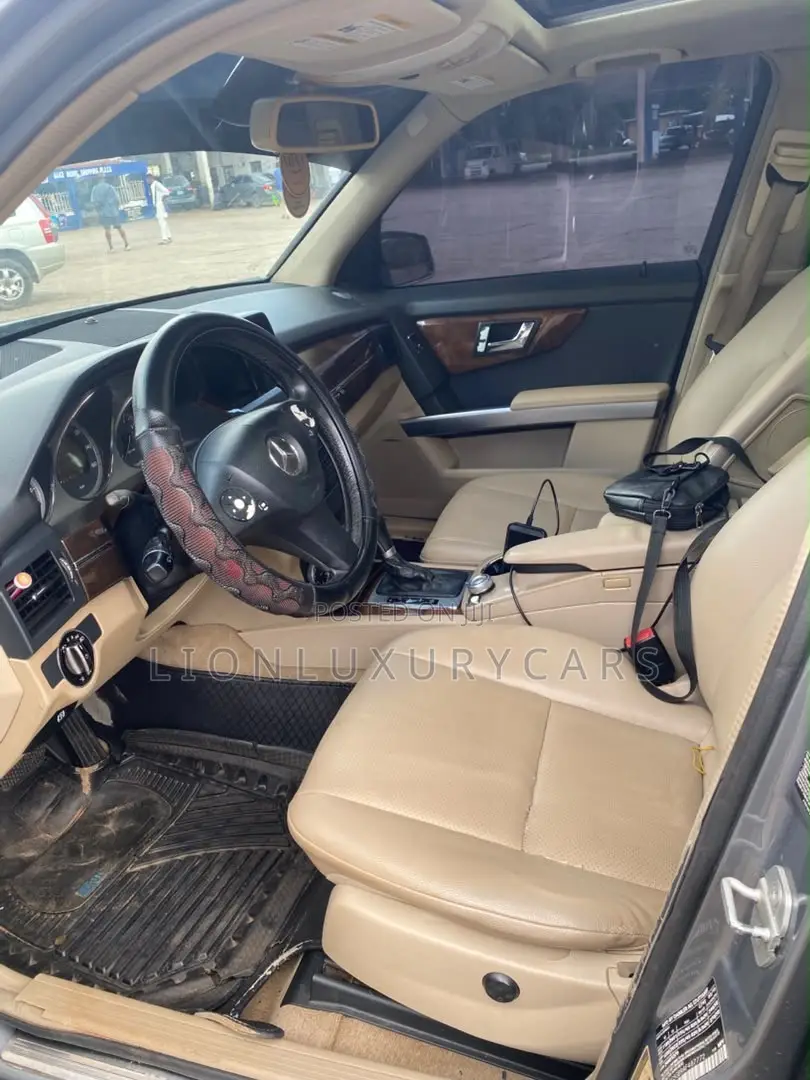 Mercedes-Benz GLK-Class 2010