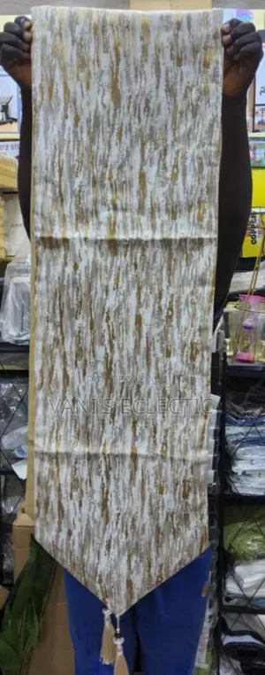 Premium Metallic Table Runner With Tassels