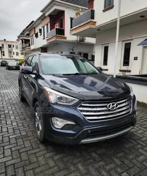 Hyundai Santa Fe Limited w/Saddle Interior 4dr SUV AWD (3.3L 6cyl 6A)
