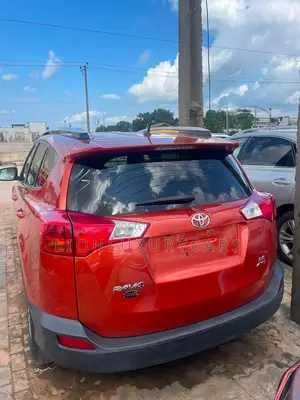 Toyota RAV4 2015 Red