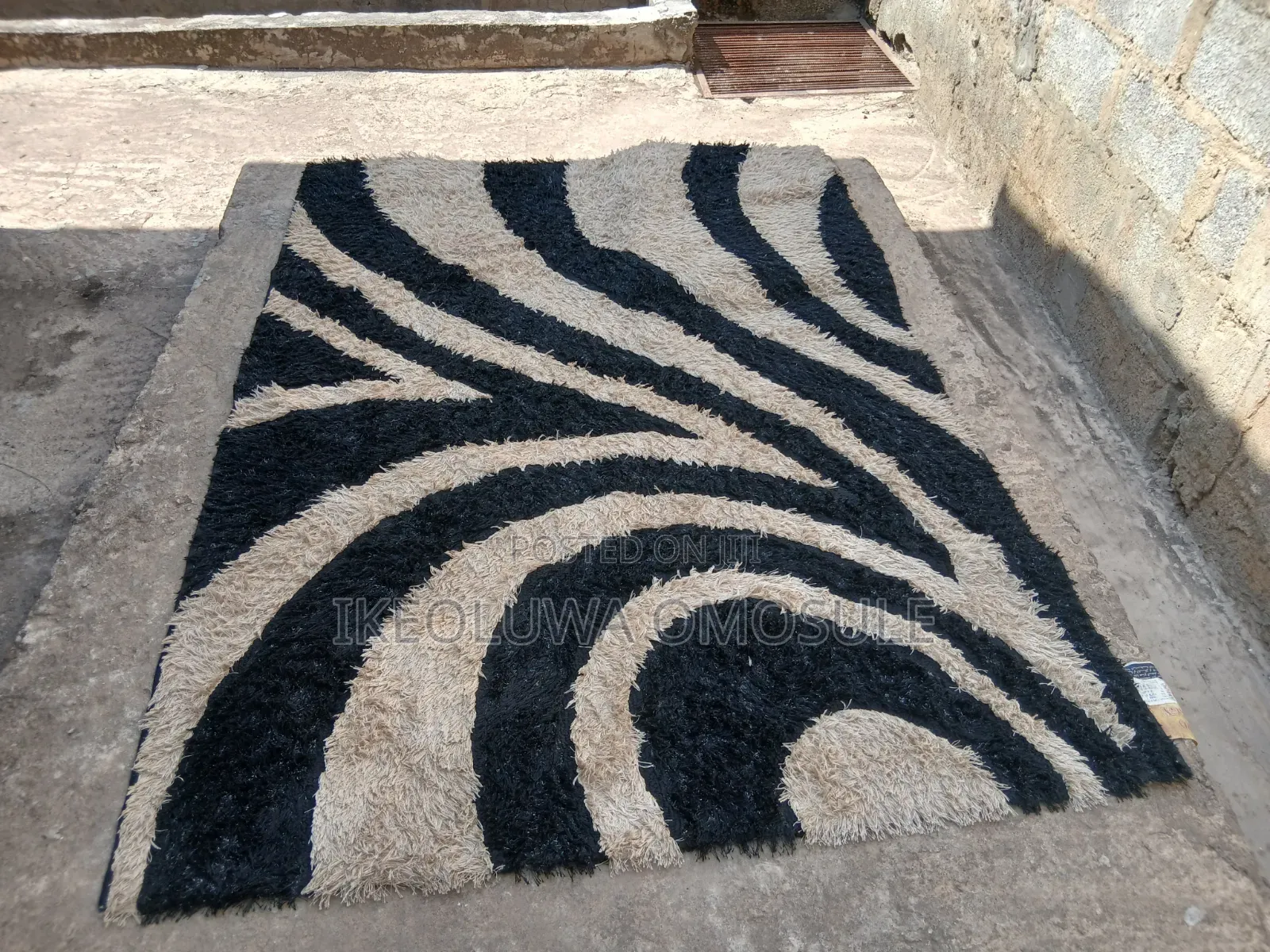 Centre Rug