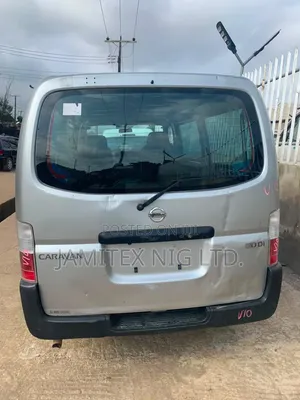Nissan Caravan (Urvan) 2008 Silver