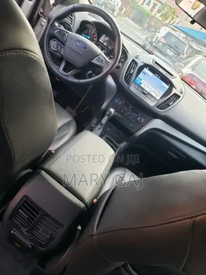 Ford Escape 2017 Gold
