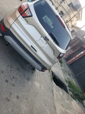 Ford Escape 2017 Gold