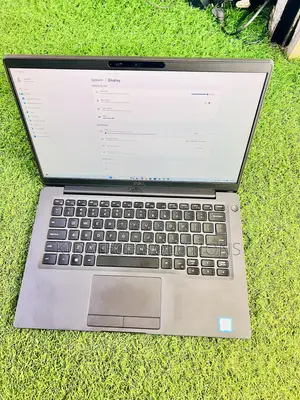Laptop Dell Latitude 7400 16GB Intel Core i5 SSD 256GB