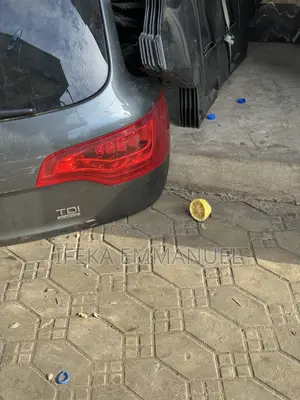 Complete Boot Audi Q7 2013
