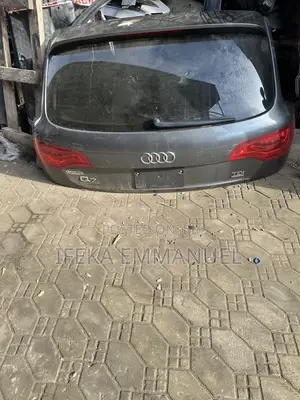 Complete Boot Audi Q7 2013