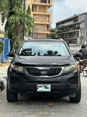Kia Sorento 2011 Black