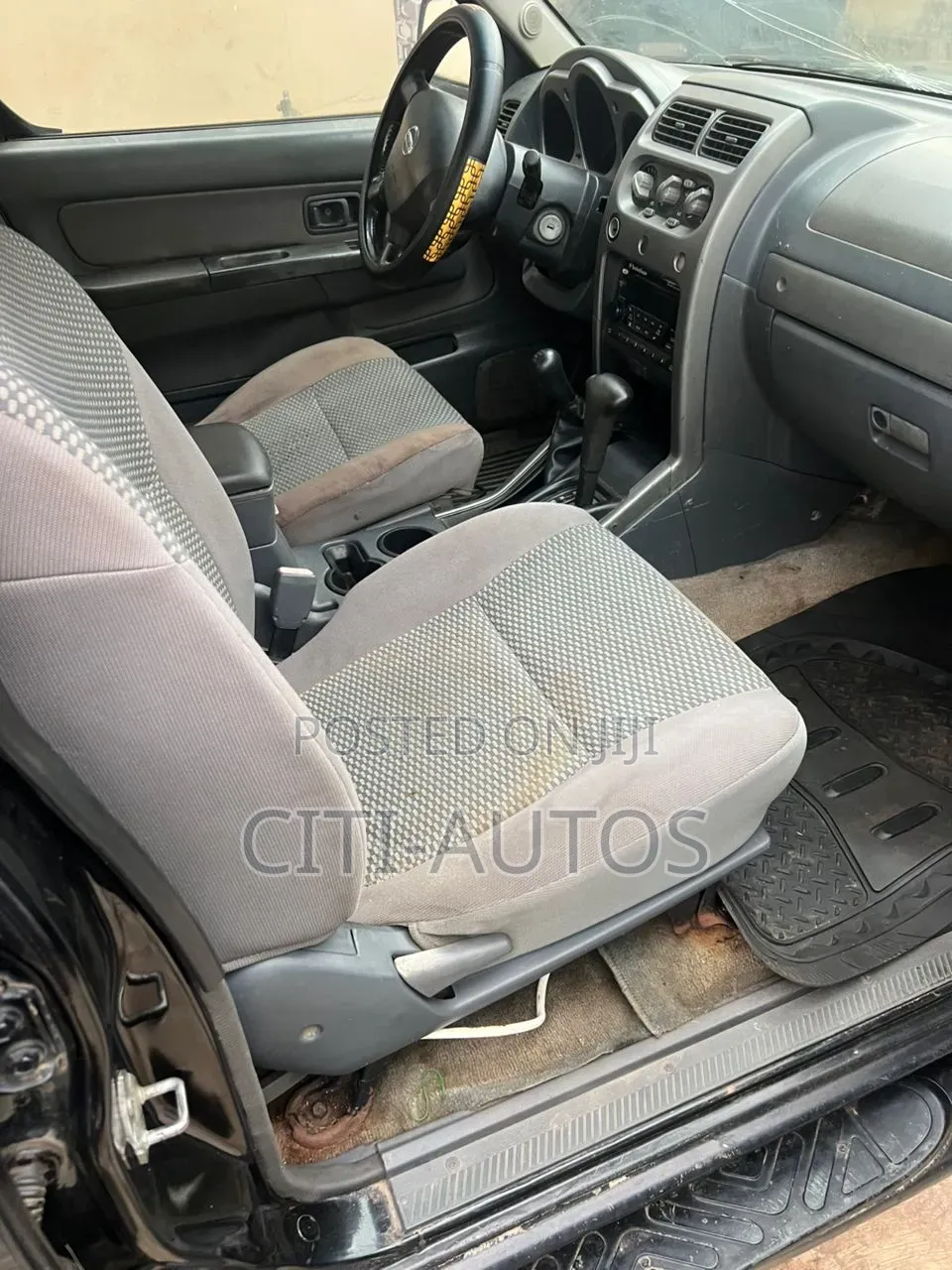 Nissan Frontier Automatic 2005 Black