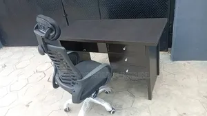 Adjustable Black Office Chair