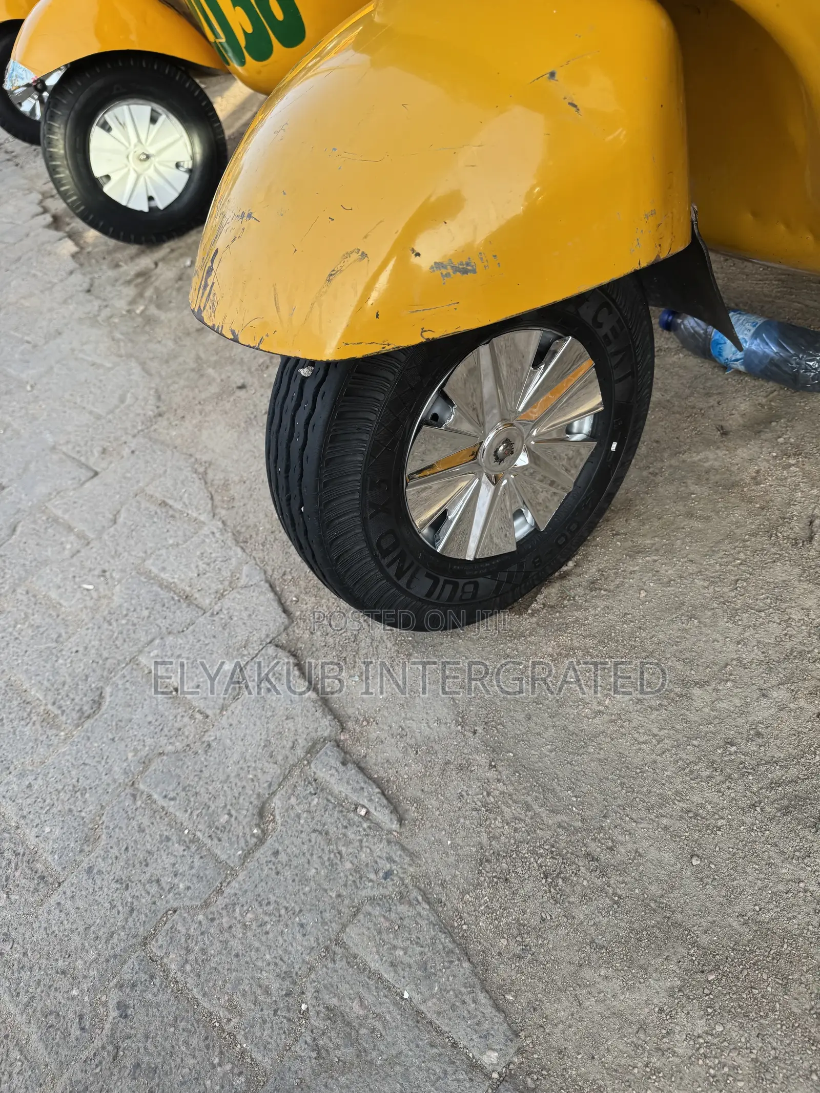 TVS 2025 Yellow