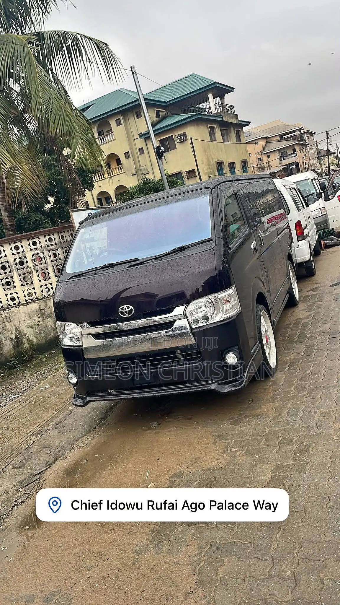 Toyota HiAce 2015 Black