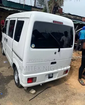 Suzuki Every 2009 White