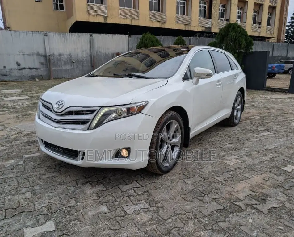 Toyota Venza 2013 White