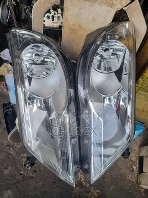 Set of Full Light Volkswagen Tiguan 2010