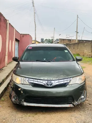 Toyota Camry 2014