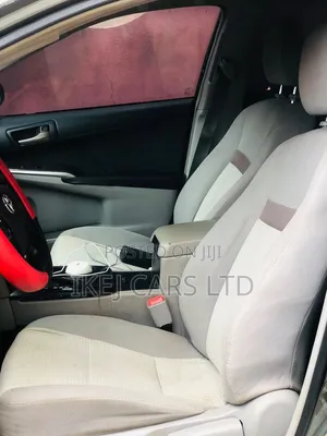 Toyota Camry 2014