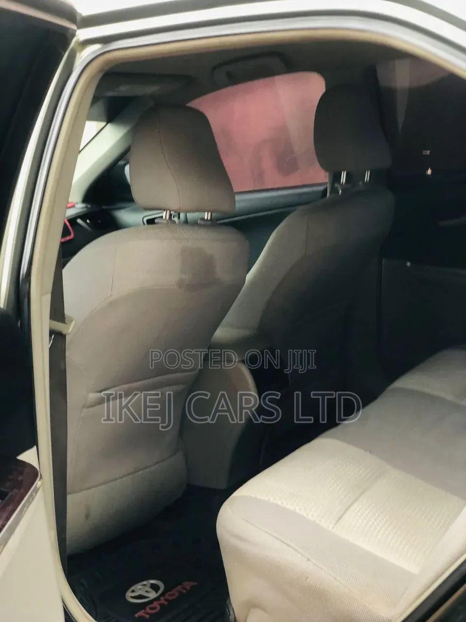 Toyota Camry 2014
