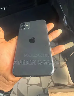 Apple iPhone 11 64 GB Black